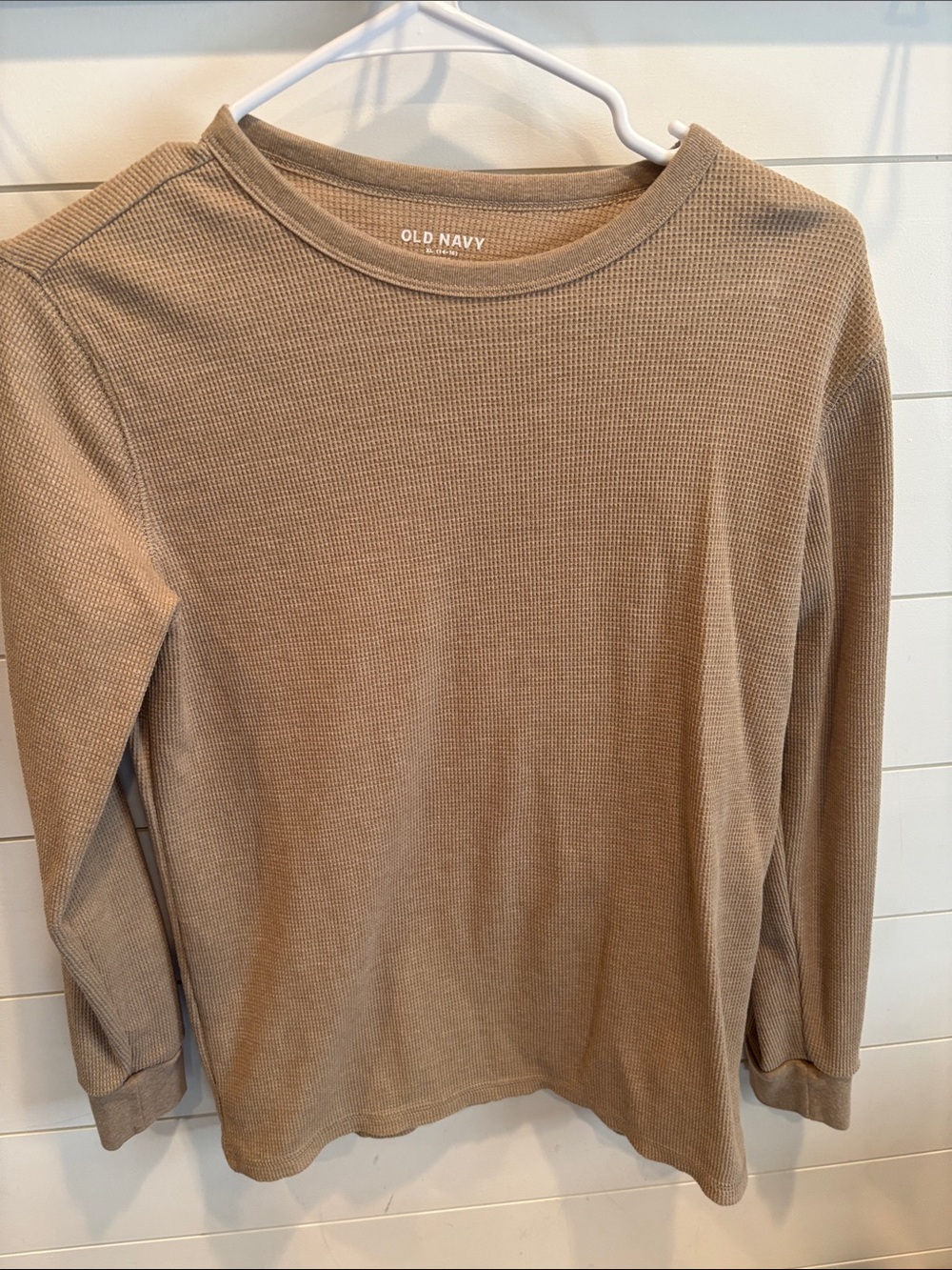 Old Navy Long Sleeve Thermal Tee in Tan